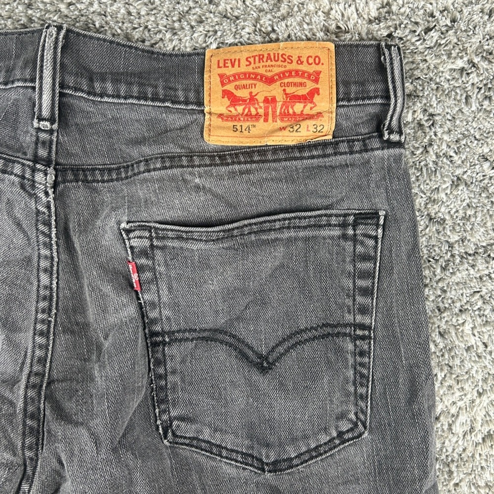 Levi's 514 Jeans Mens 32x32 Grey Denim Straight Fit Pants Comfort Classic Modern